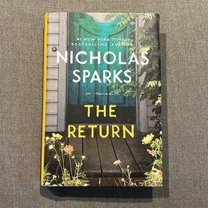 📚The Return by Nicholas Sparks